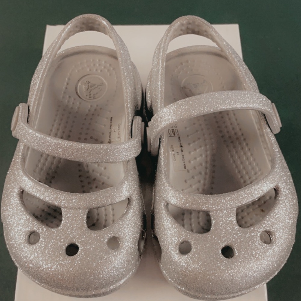 Baby Girls Glitter Silver Crocs Size 4